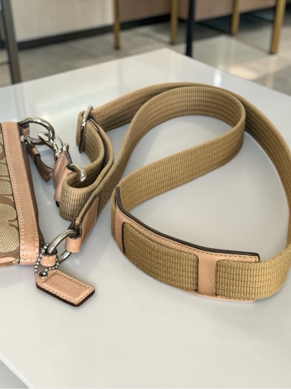 Authentic Coach Signature Canvas Crossbody Bag in Khaki/Tan - Picture 7 of 12